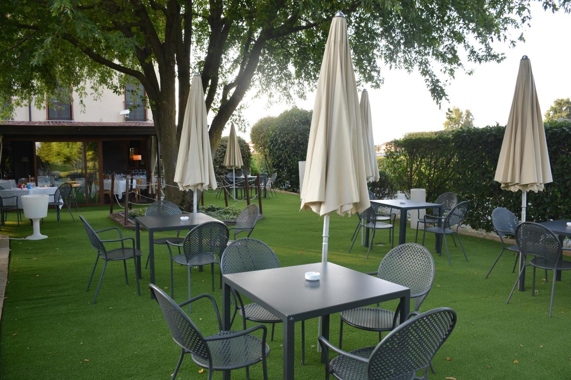 Romantic Hotel Furno San Francesco al Campo ภายนอก รูปภาพ